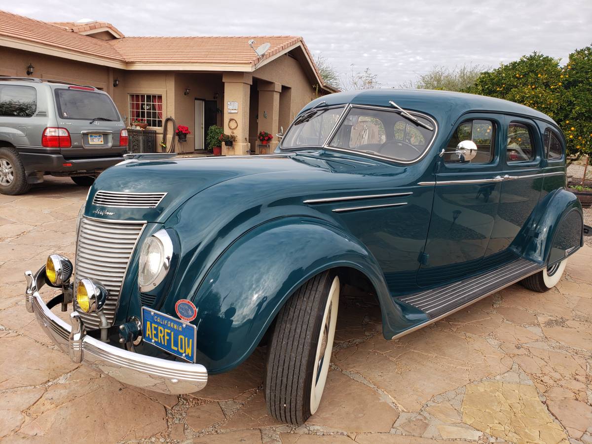 Chrysler-Airflow-1937-green