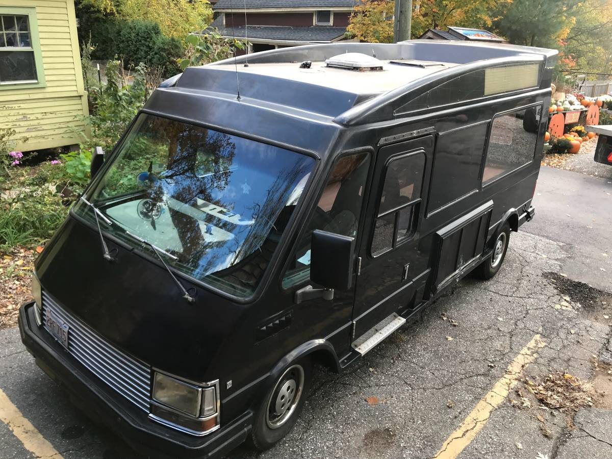 Chrysler-Enter-van-1992-Black