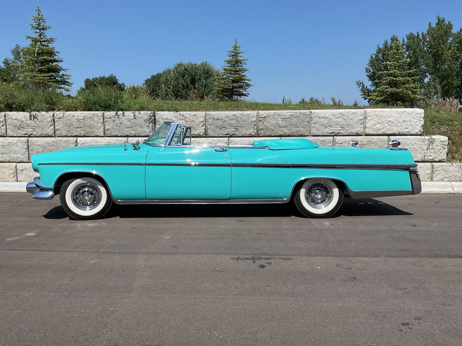 Chrysler Imperial 1956