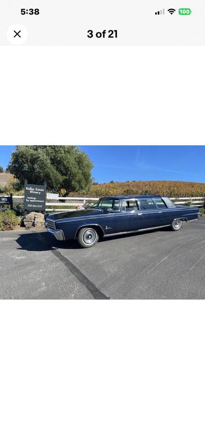 Chrysler-Imperial-limousine-1965-blue