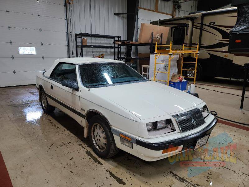 Chrysler-Le-baron-turbo-1987-white