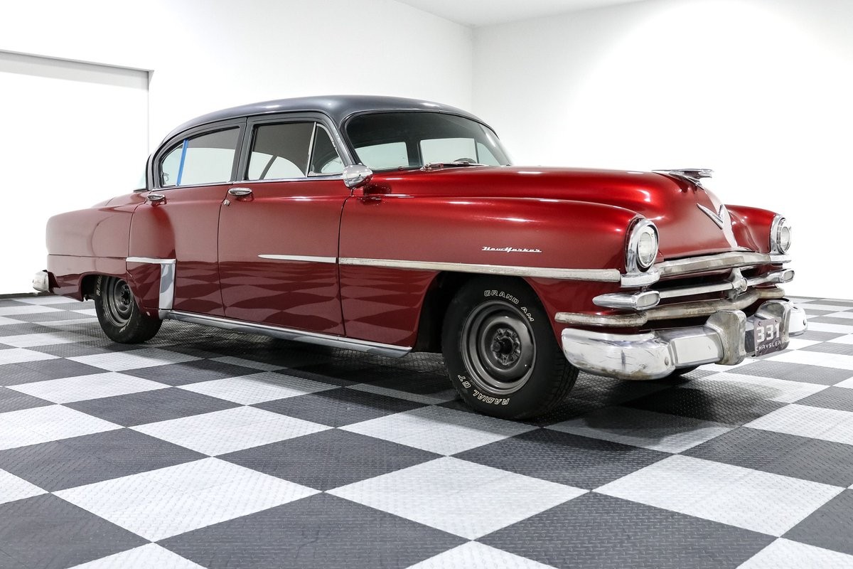 Chrysler-New-Yorker-1953-Sedan
