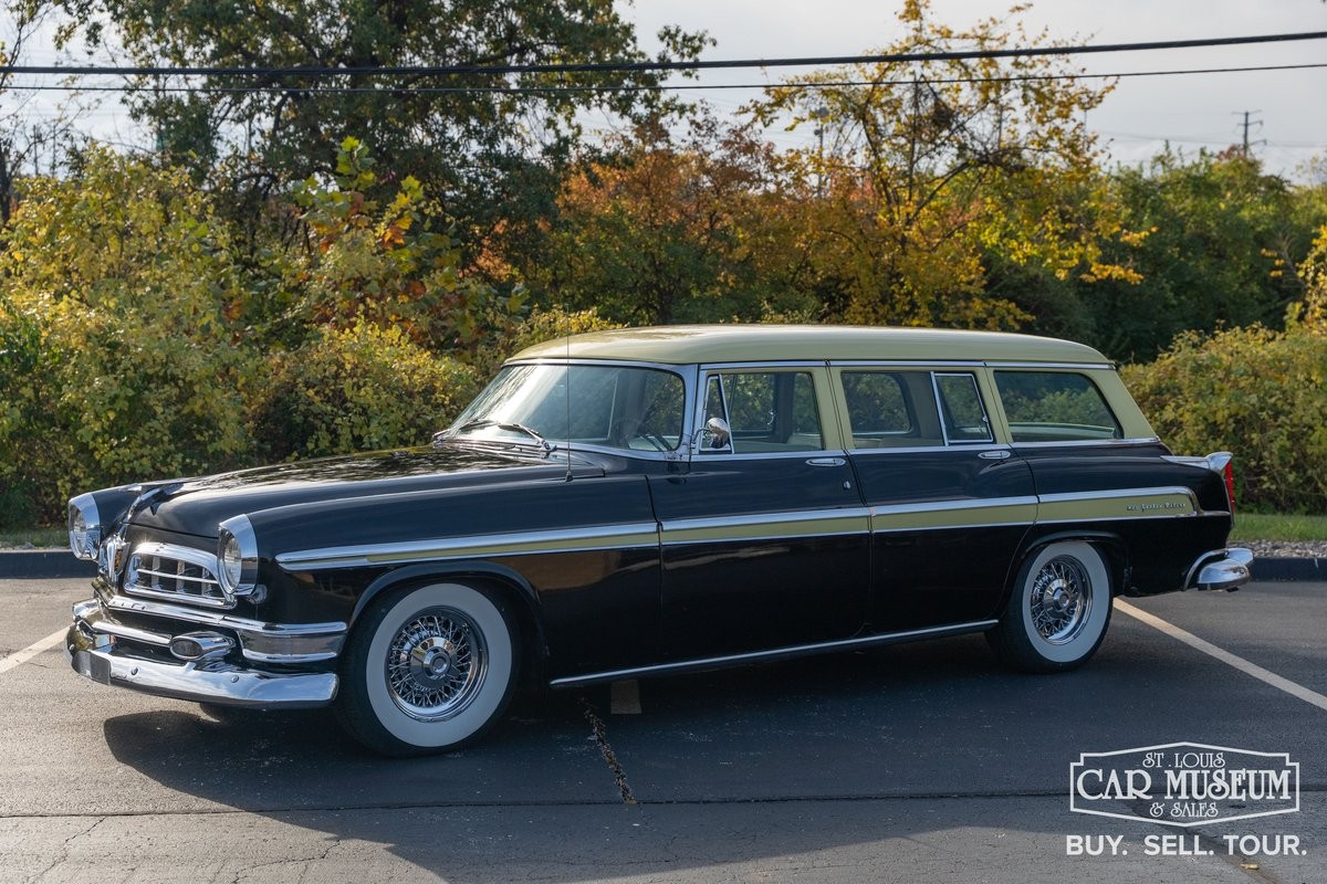 Chrysler-New-Yorker-1955-Station-Wagon-Gold-White-Vinyl