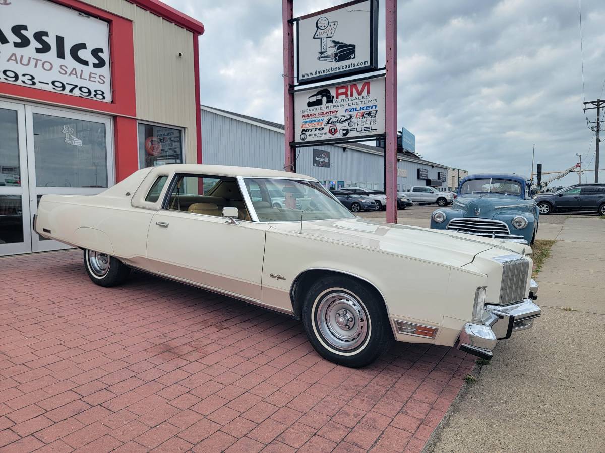 Chrysler-New-yorker-1978