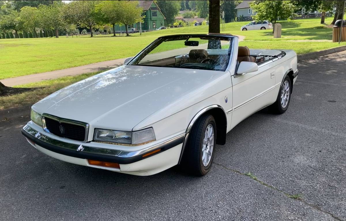 Chrysler-Tc-maserati-1991-custom