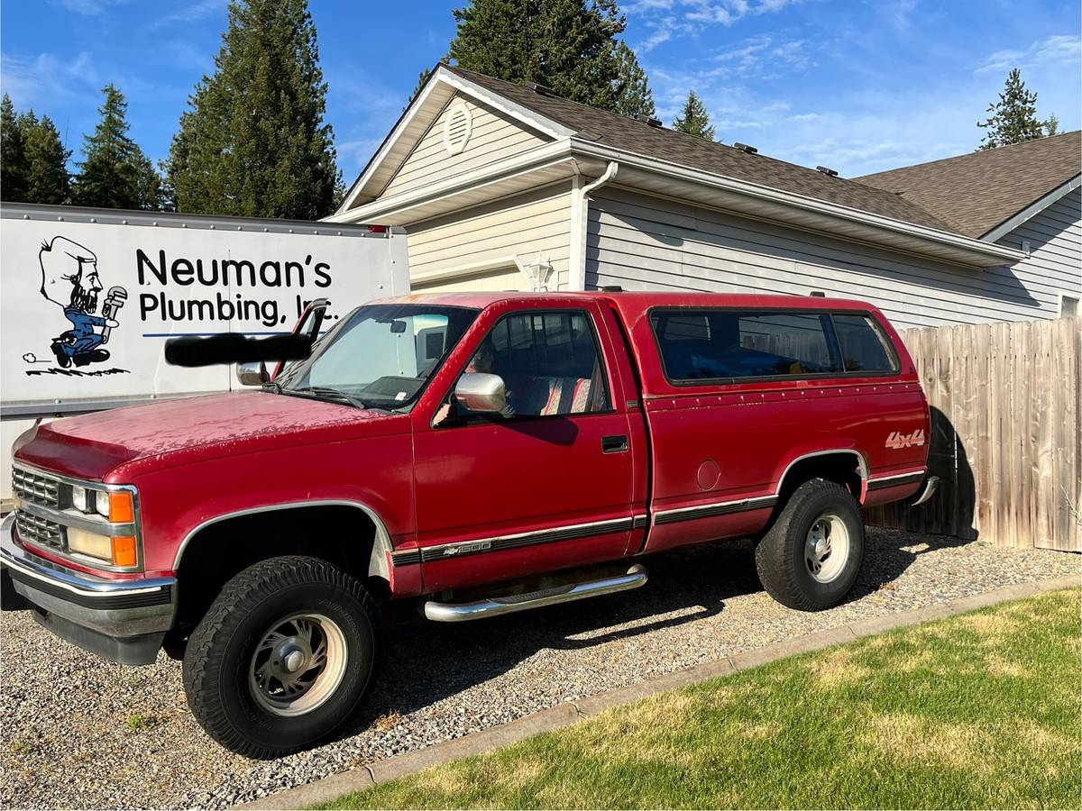 Classic-1500-regular-cab-1988-red