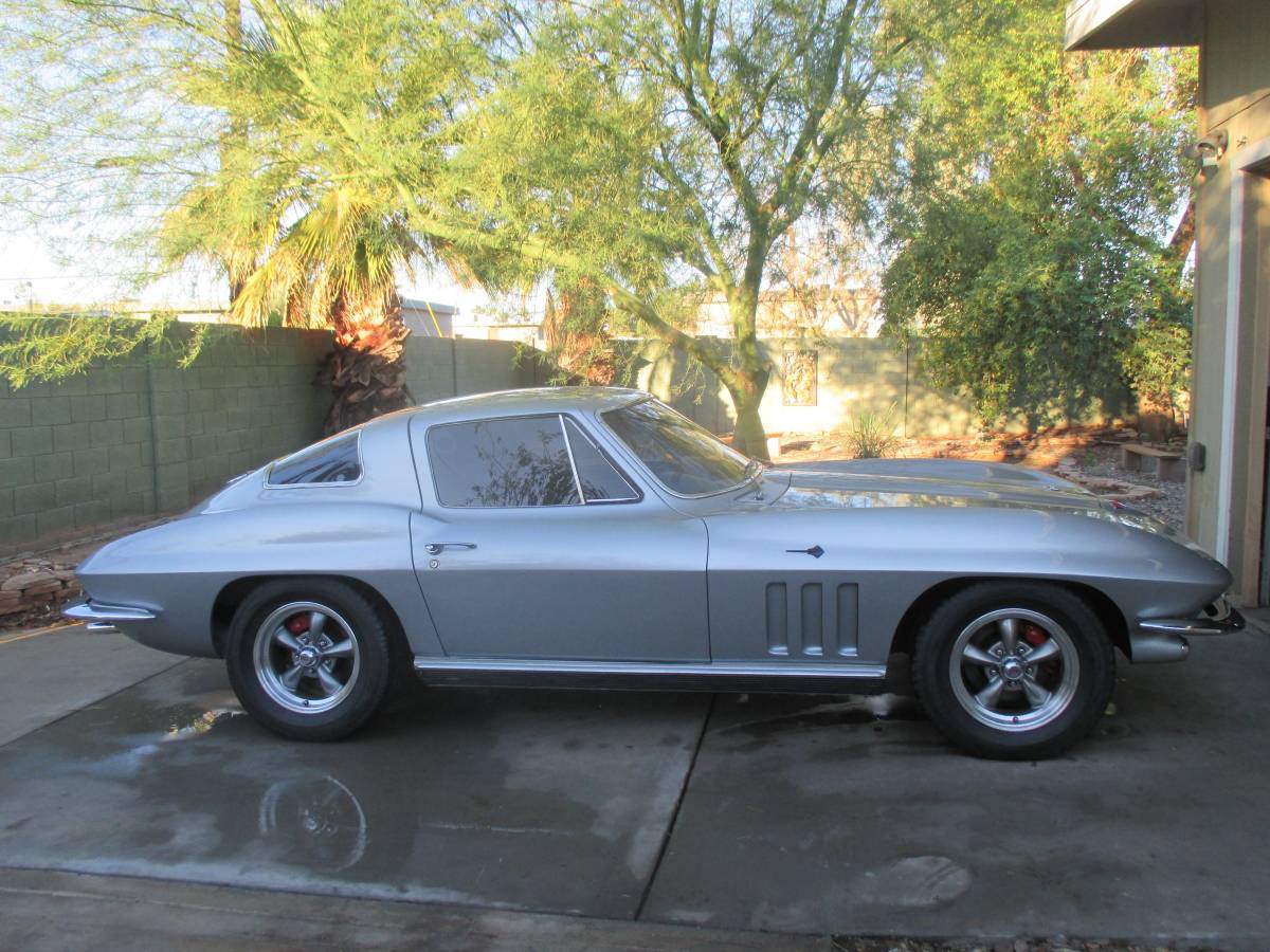 Corvette-1966-silver