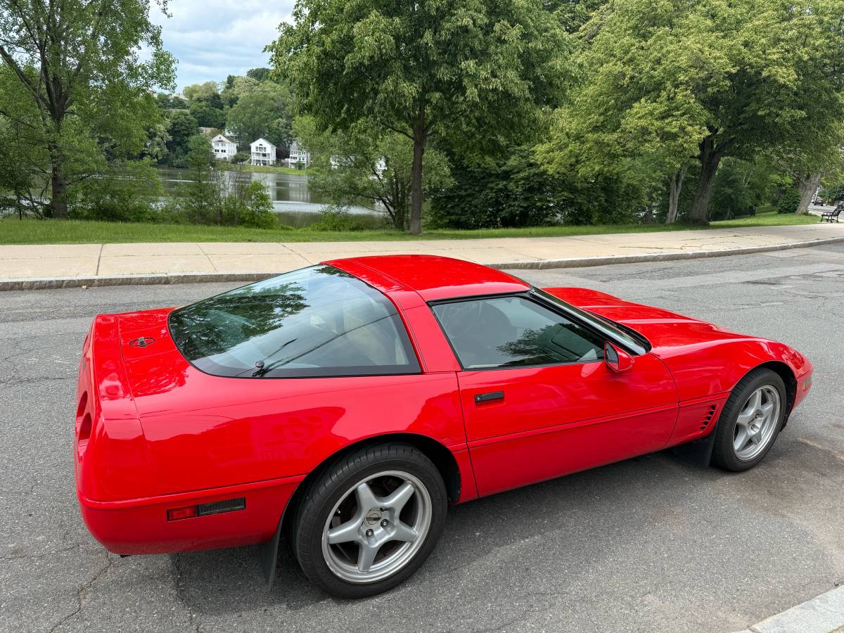 Corvette-1995-red