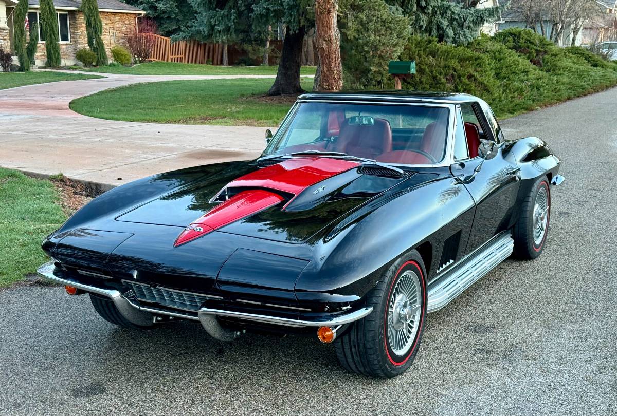 Corvette-convertible-1967-black