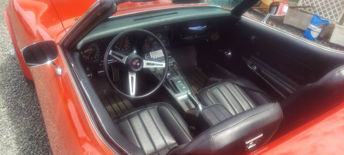 Corvette-stingray-convertible-1971-red