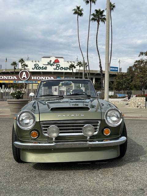 Datsun-1600-roadster-1969-green