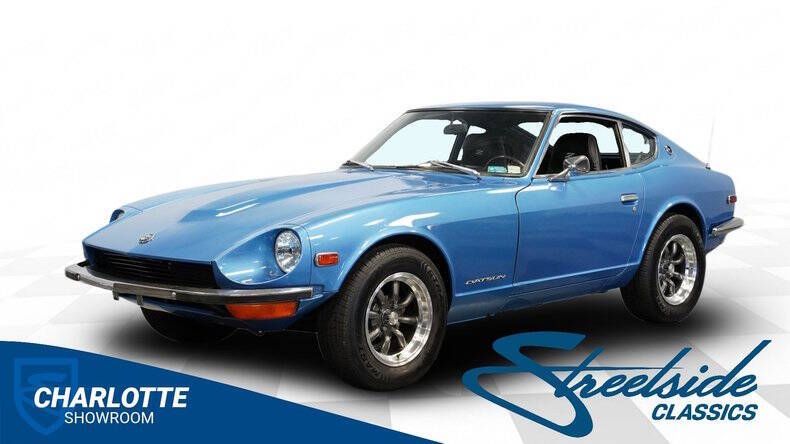 Datsun-240z-1973-Blue-Black