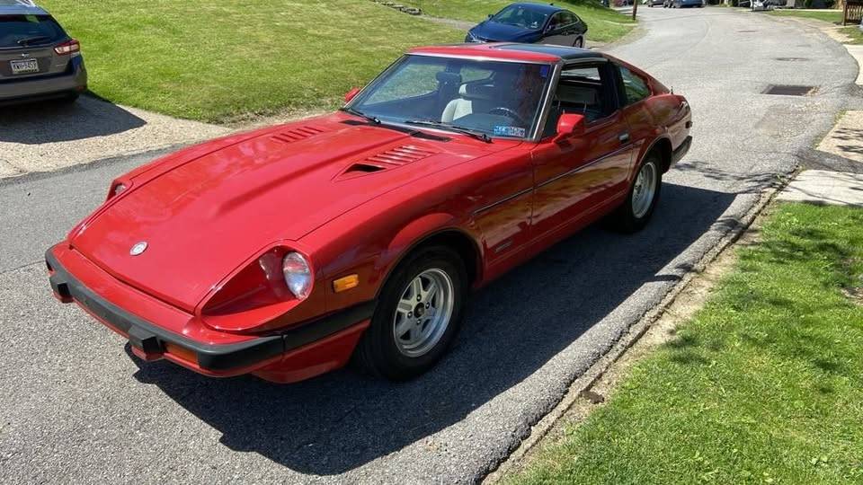 Datsun-280zx-1983-red