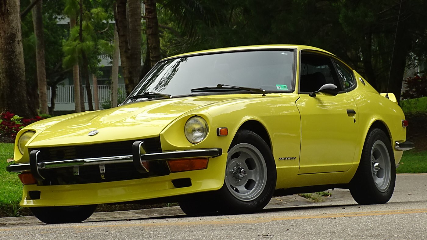 Datsun-Z-Series-1973-TWO-DOOR-HATCH-BACK-BLACK