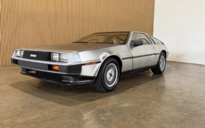 DeLorean  1982