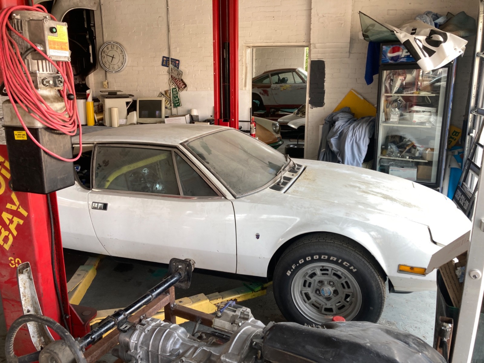 DeTomaso-Pantera-1974-Coupe