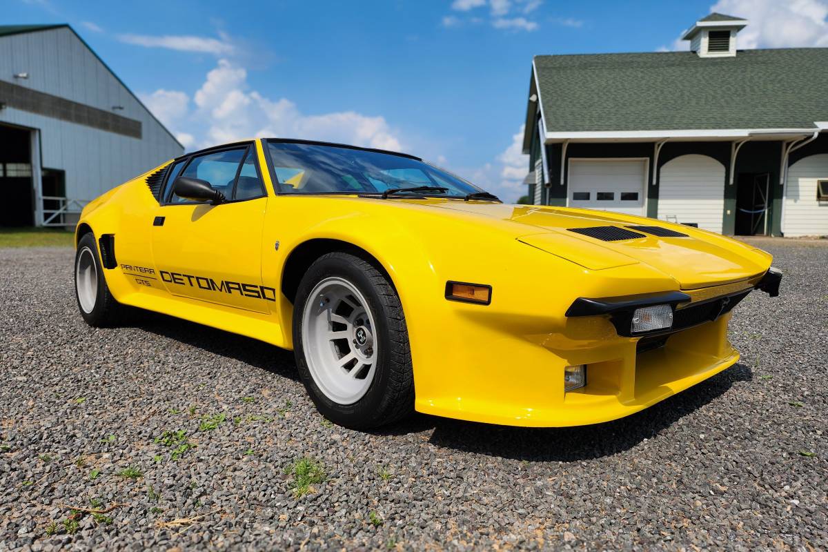 Detomaso-Pantera-1971-yellow