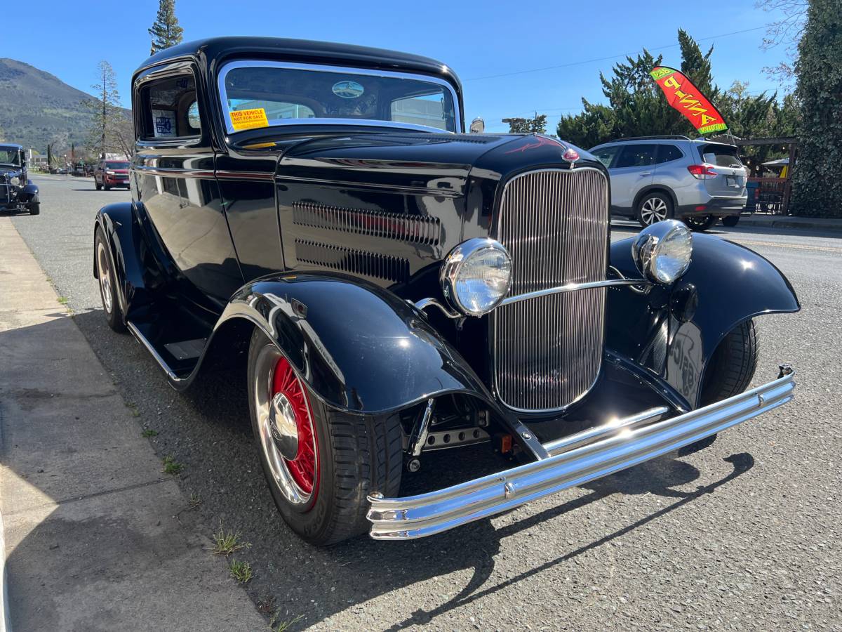 Deuce-coupe-1932-black
