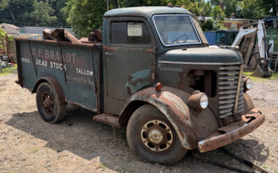 Diamond T 306 COE CAB OVER SNUB NOSE 1941