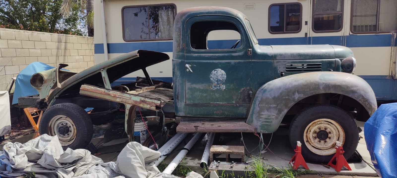 Dodge-12-Ton-Pickup-1939-Cab-Chassis-Green