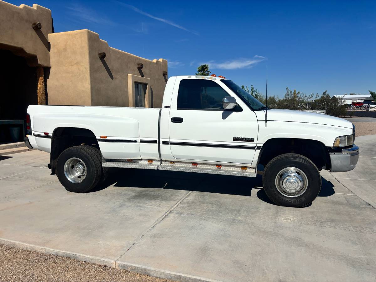 Dodge-3500-1994-white