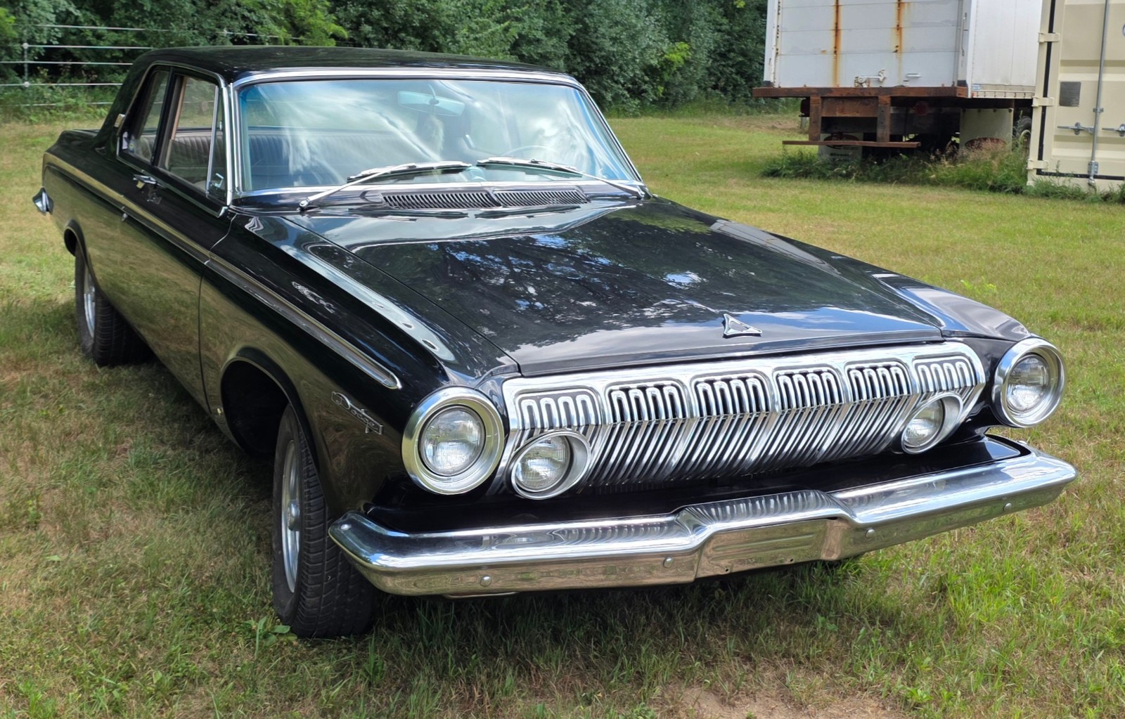 Dodge-440-Max-Wedge-1963-Tan