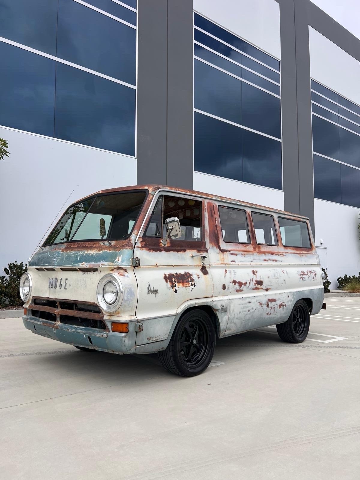 Dodge-A100-1966
