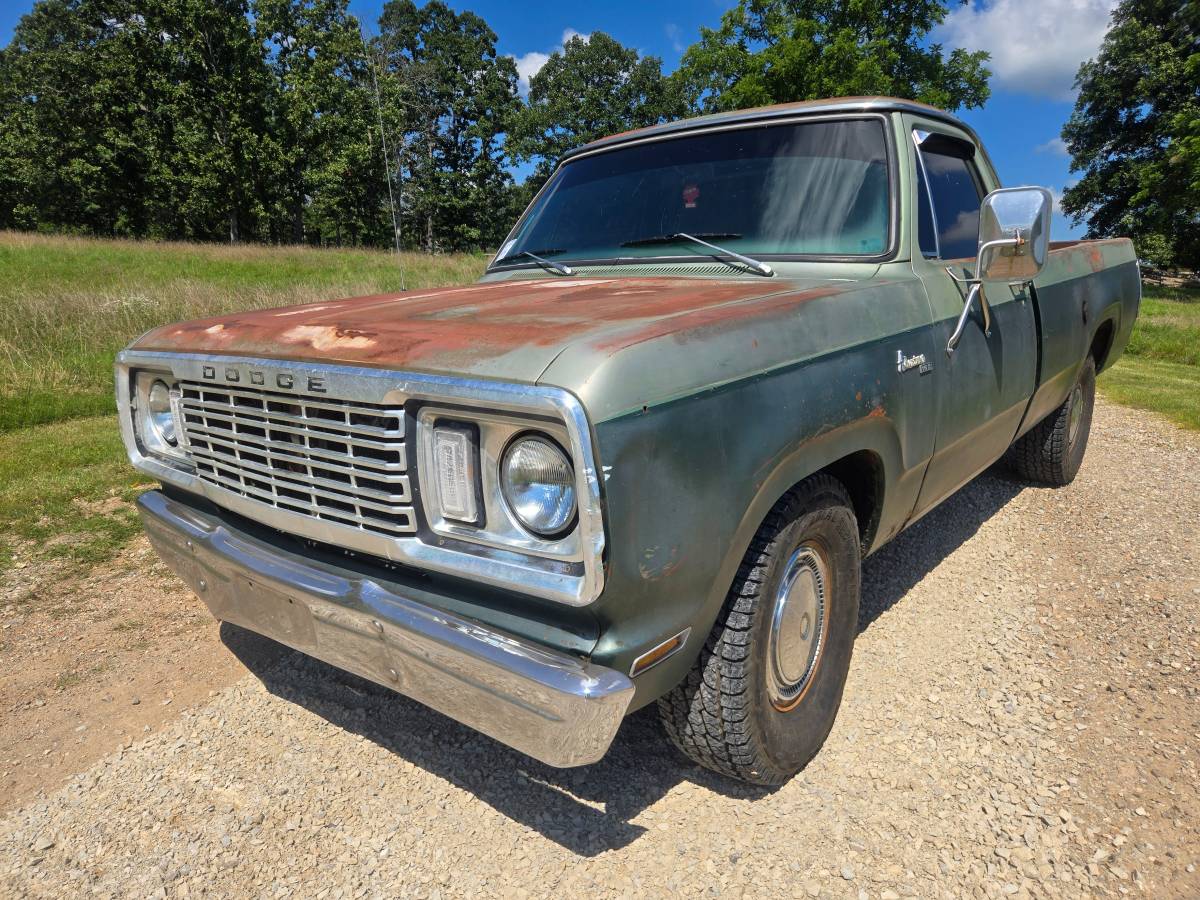 Dodge-Adventurer-150-1977