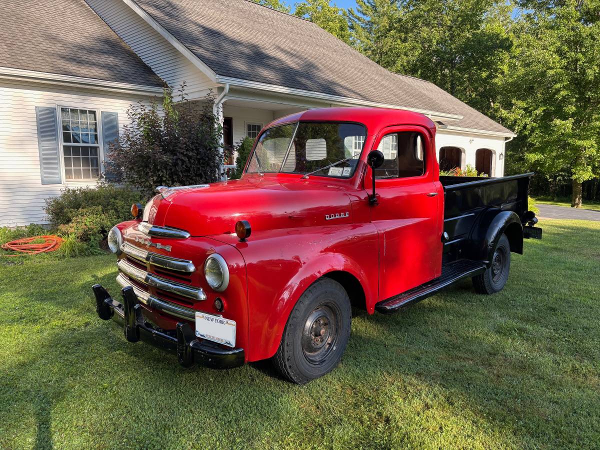 Dodge-B-1-c-pickup-1949