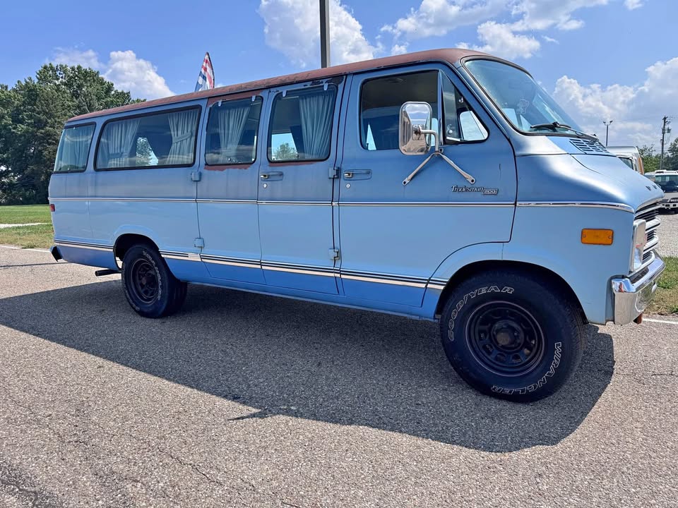 Dodge-B200-1978