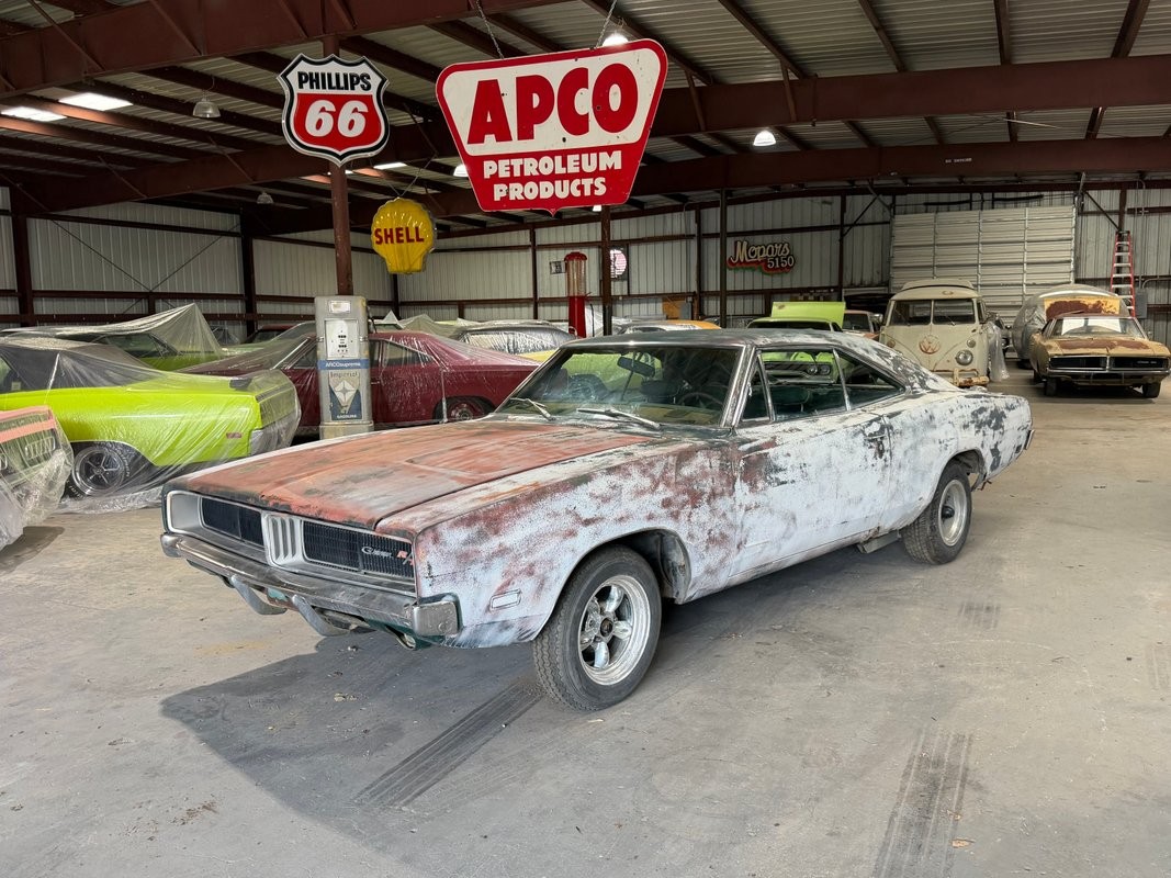 Dodge-Charger-1969-Green