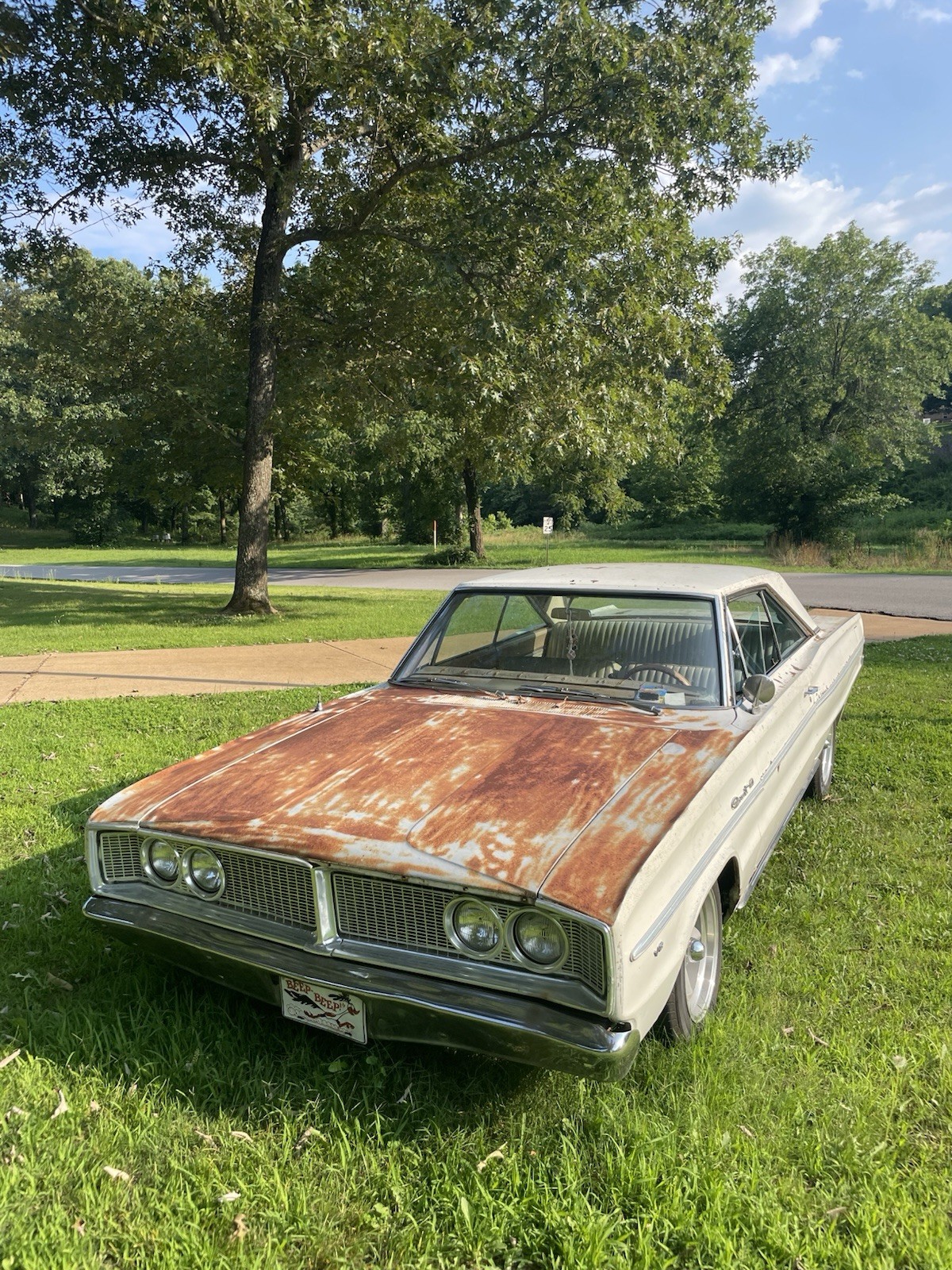 Dodge-Coronet-1966-Coupe-Gold
