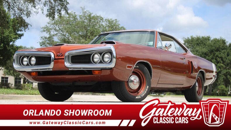 Dodge-Coronet-1970-Burnt-Orange-White