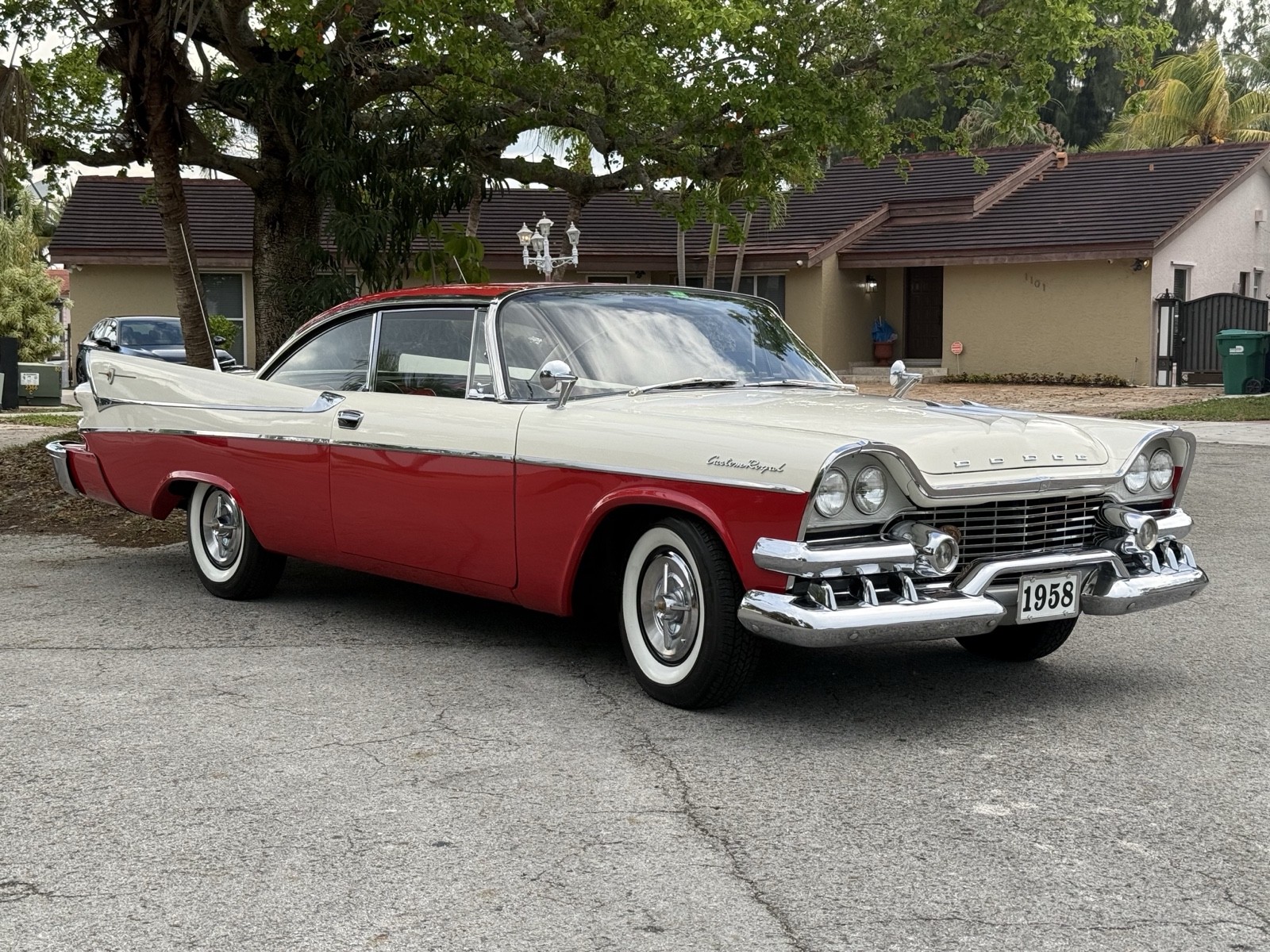 Dodge-Custom-Royal-1958-Sedan