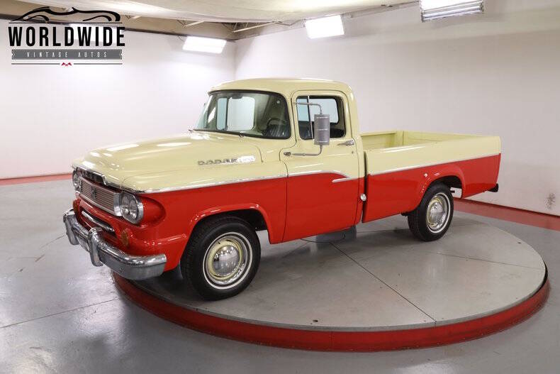 Dodge-D100-pickup-1960-RedCream-Black
