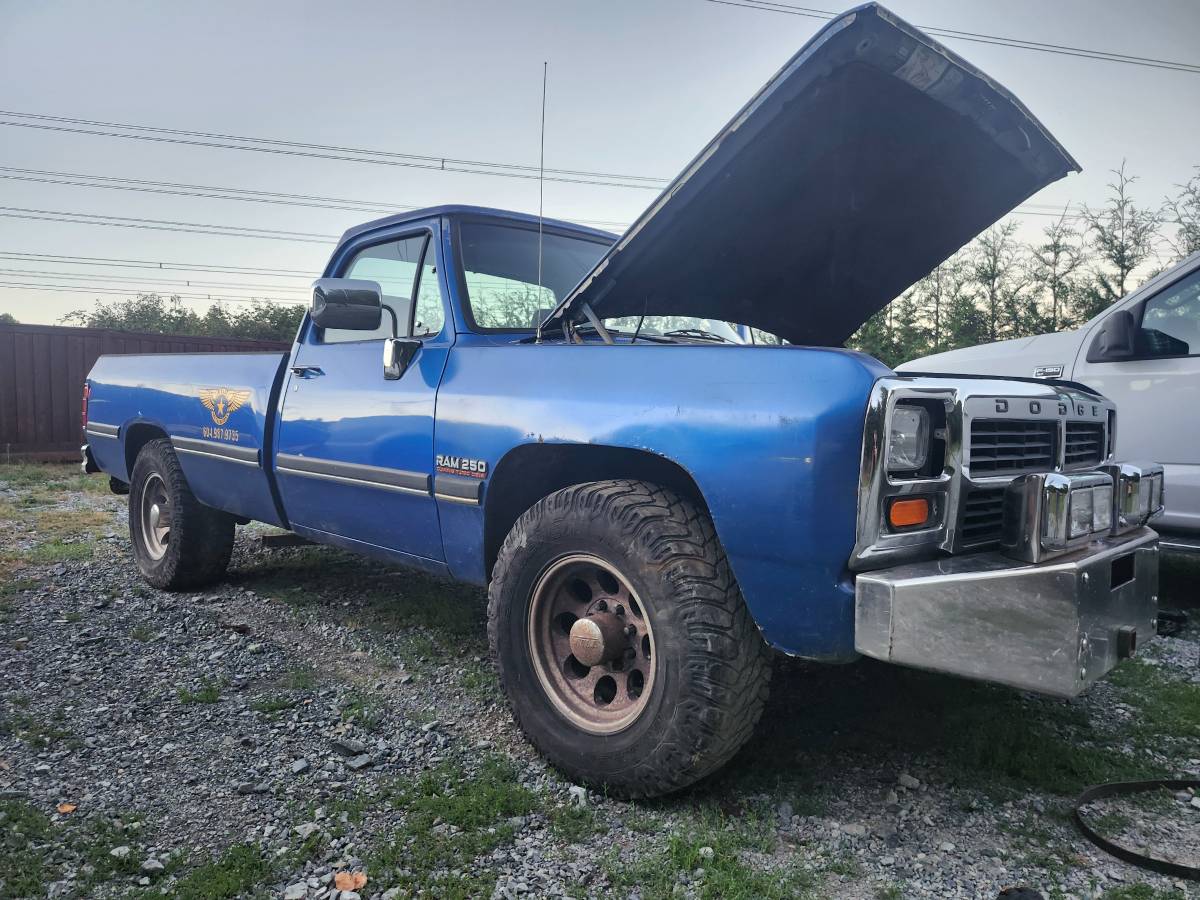Dodge-D250-1991