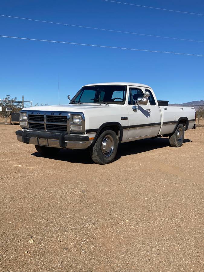 Dodge-D250-1993-white