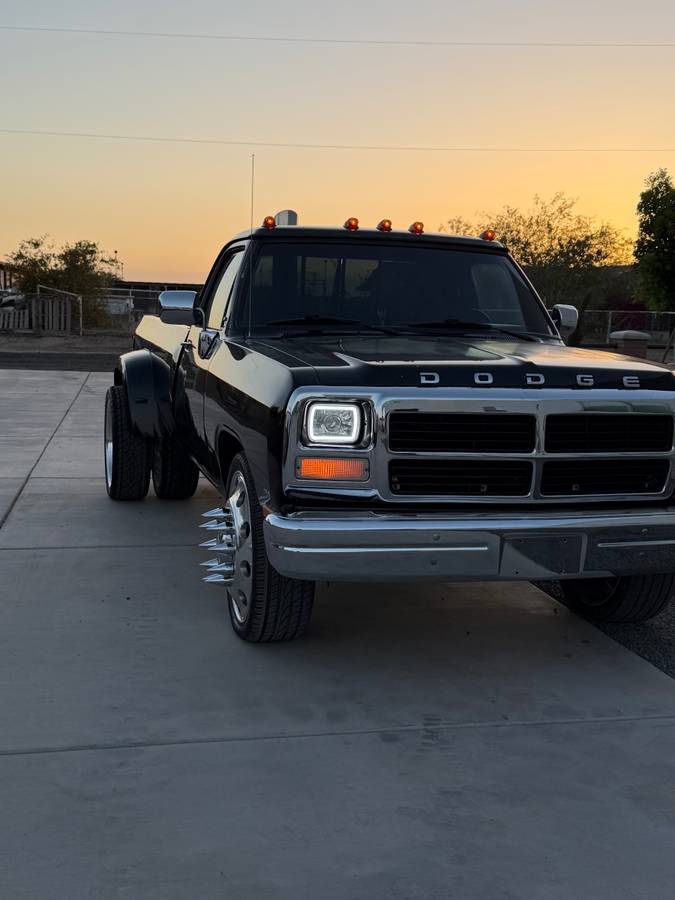 Dodge-D350-1992-black