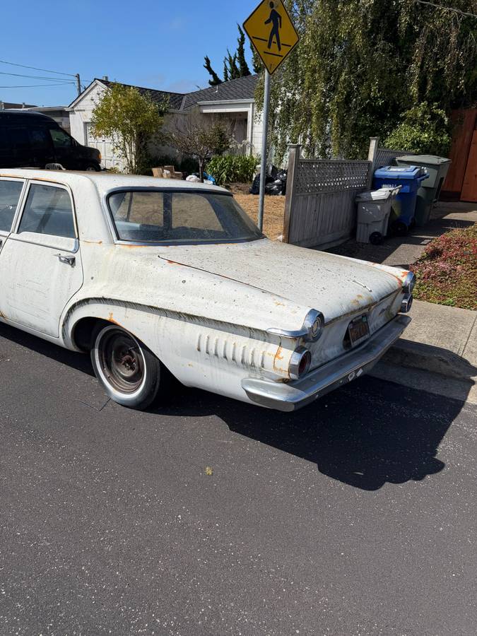 Dodge-Dart-1962-white