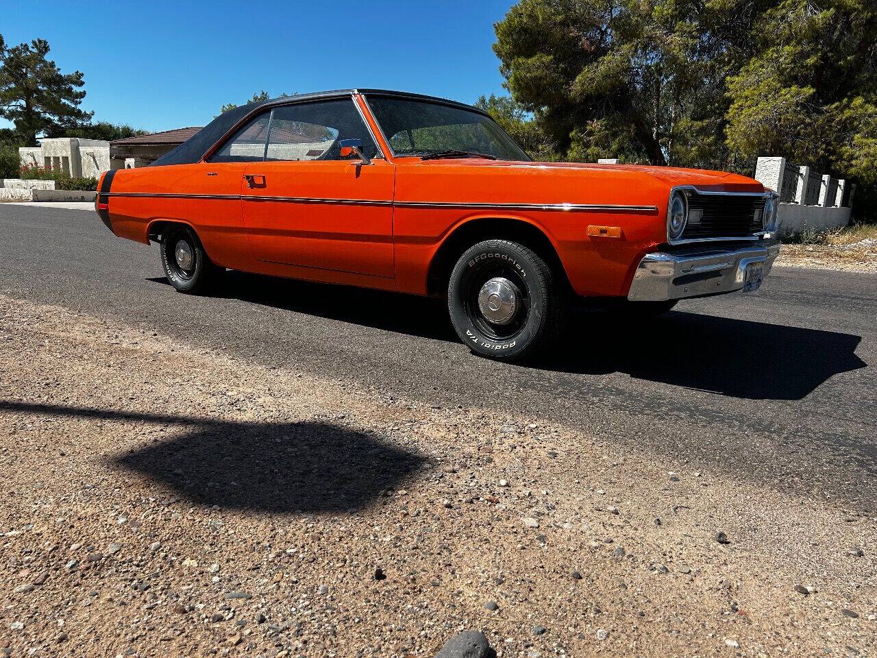 Dodge-Dart-1973-Orange-Black