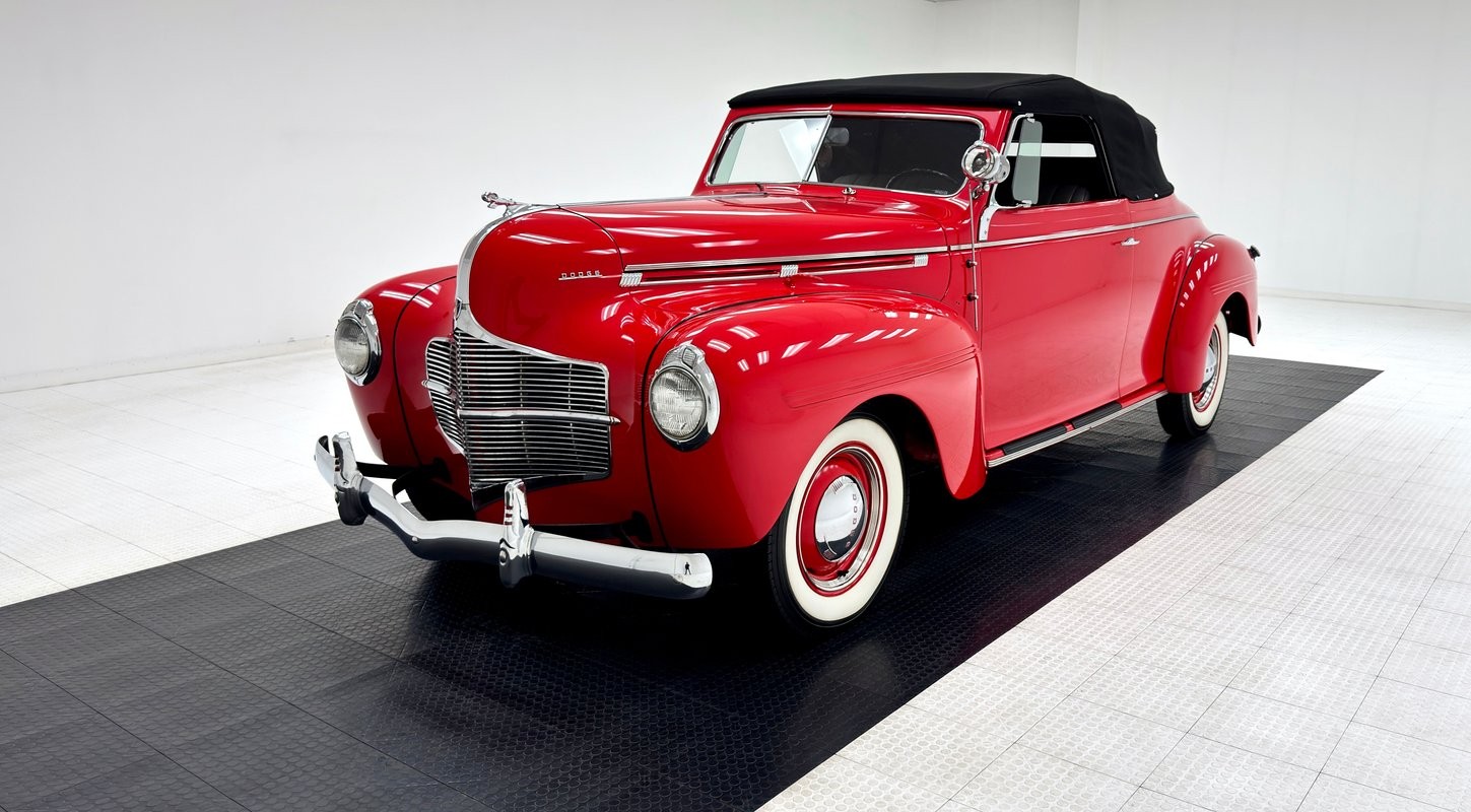 Dodge Luxury Liner 1940