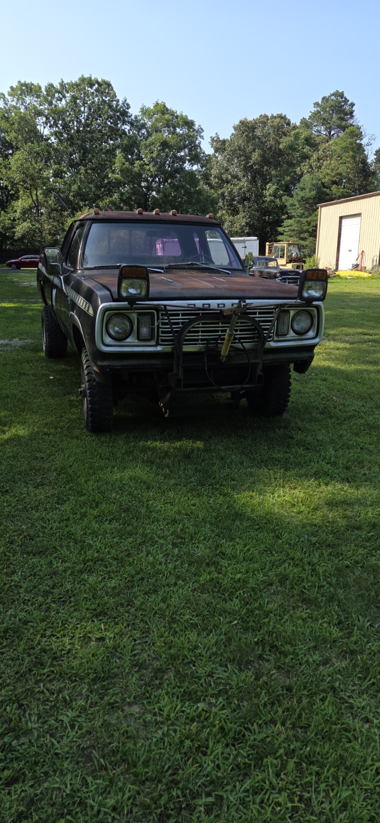 Dodge Power Wagon 1977