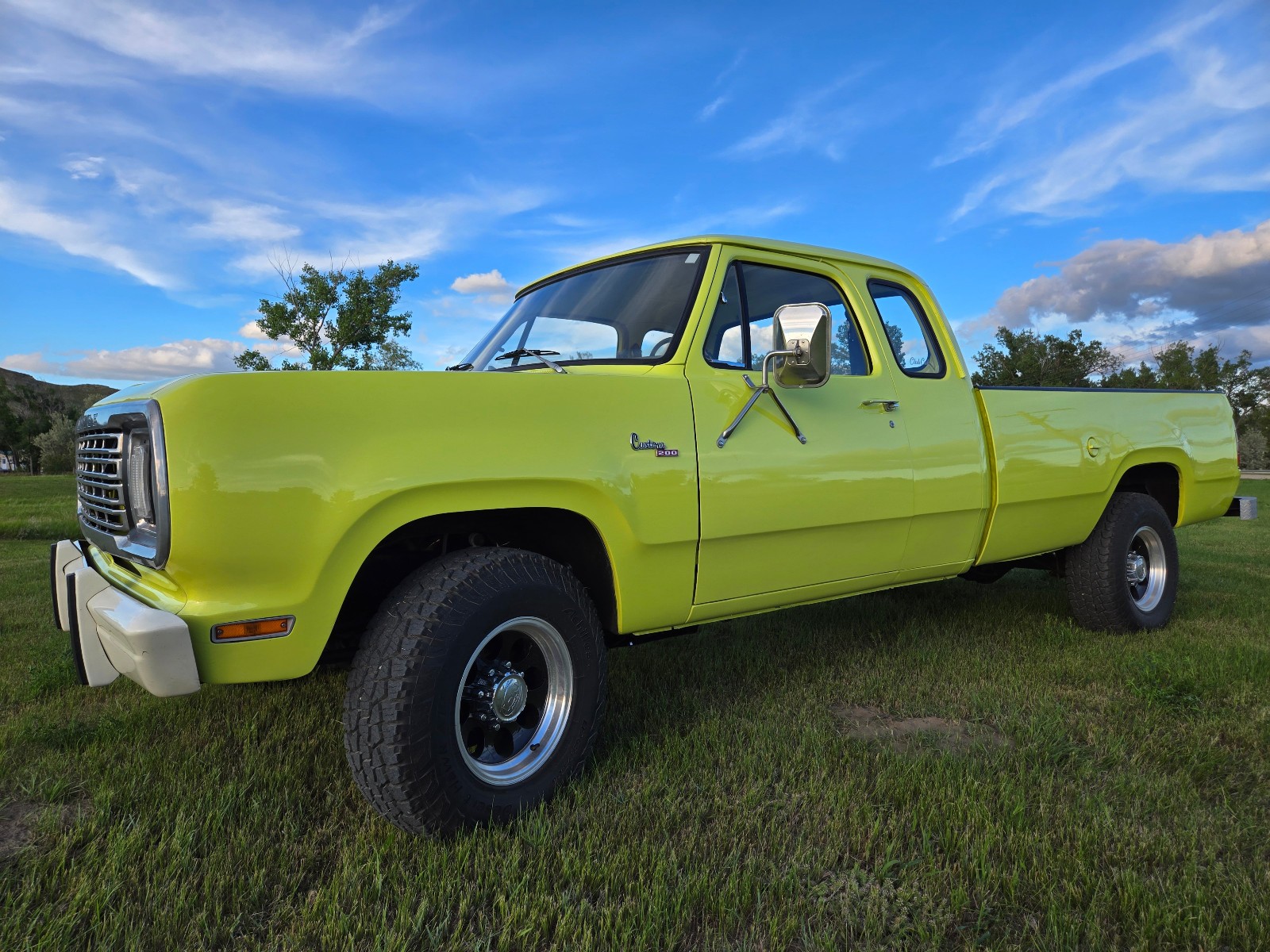 Dodge-Power-Wagon-1977-Extended-Cab-Pickup