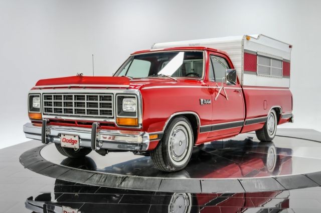 Dodge-Ram-1500-1985-Standard-Cab-Pickup-Red