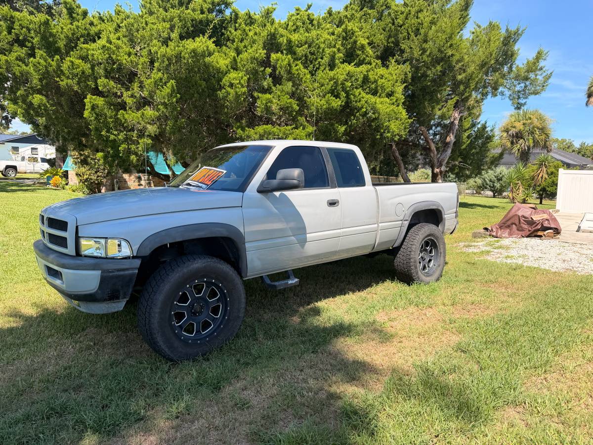 Dodge-Ram-1996