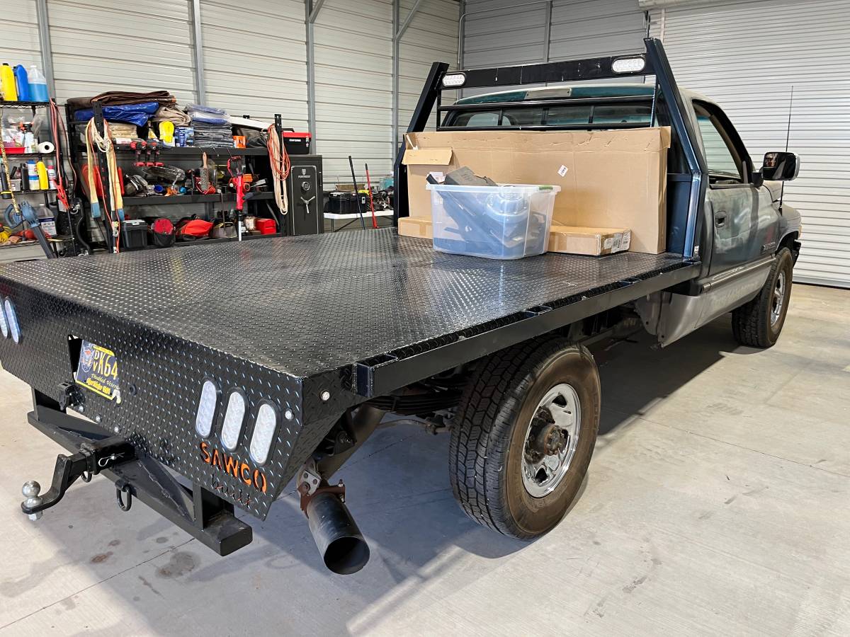 Dodge-Ram-2500-diesel-1996-green