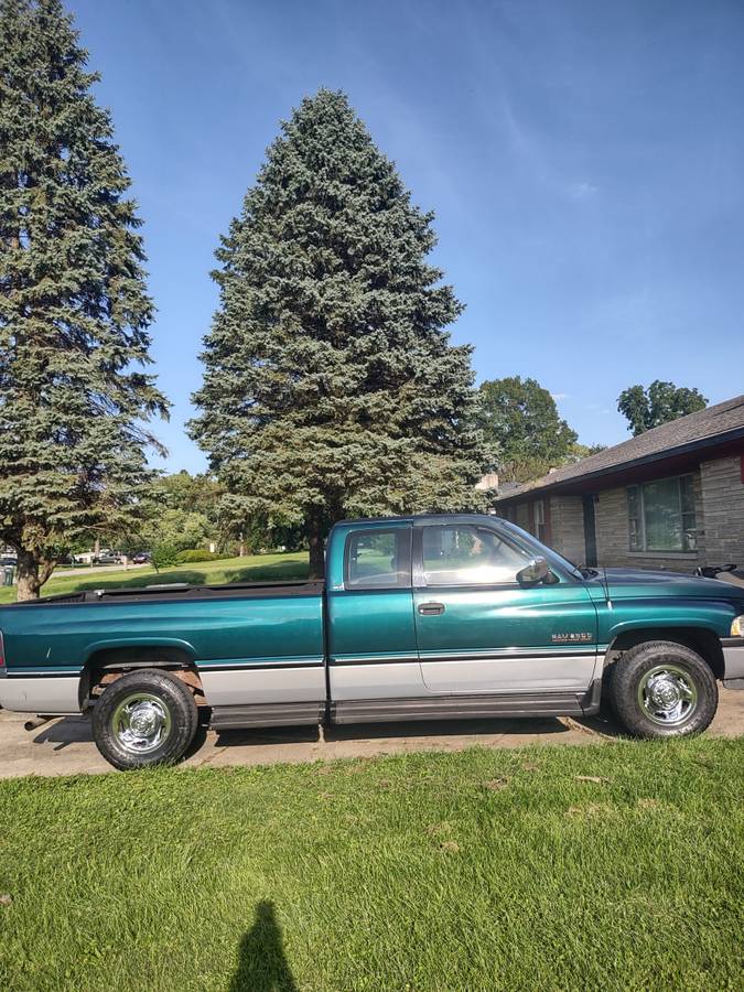 Dodge-Ram-2500-pu-1995