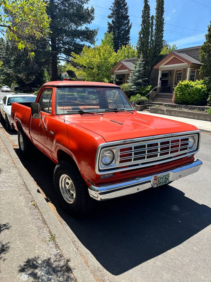 Dodge-Ram-power-1976-orange