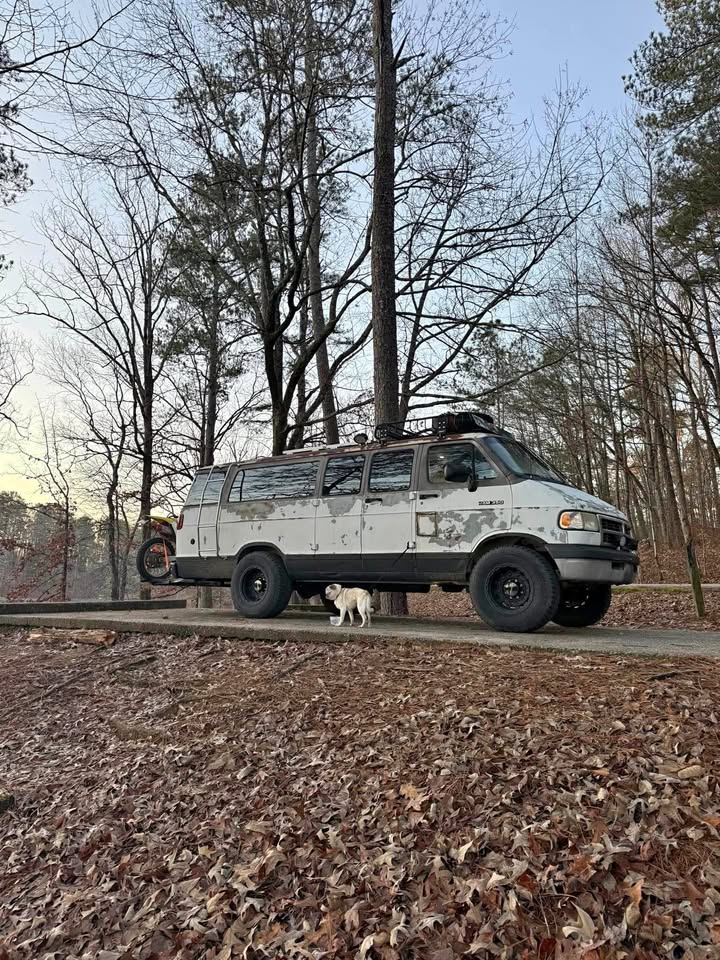 Dodge-Ram-wagon-b350-1994