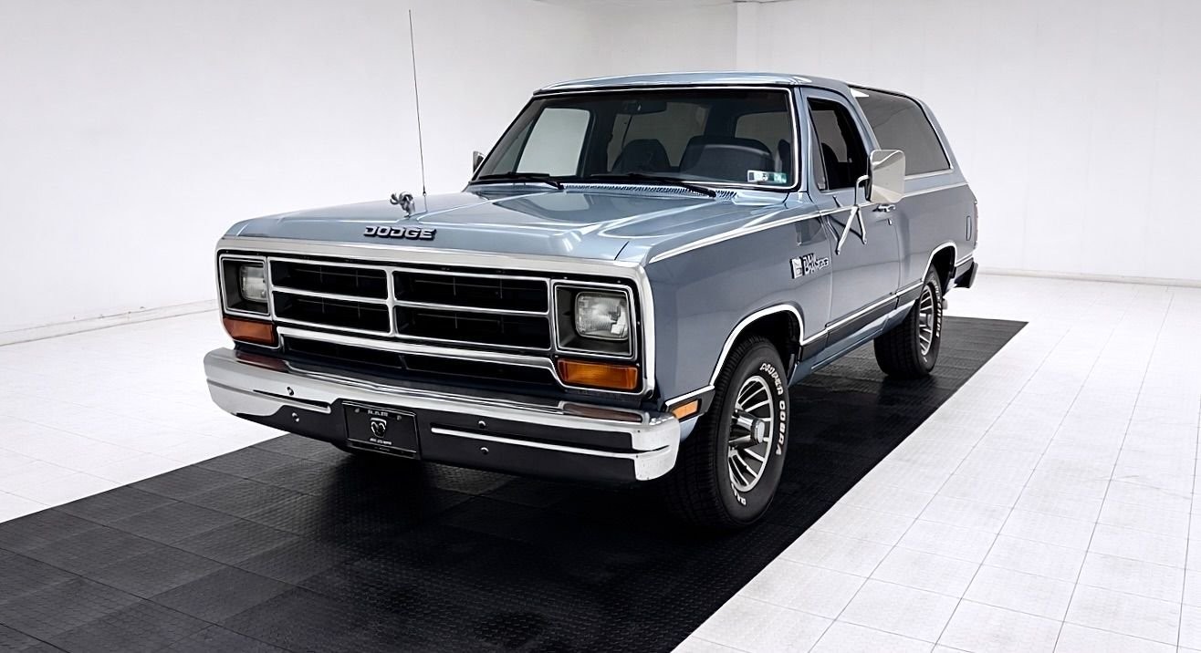 Dodge-Ramcharger-1987-SUV-Blue Dodge Ramcharger 1987